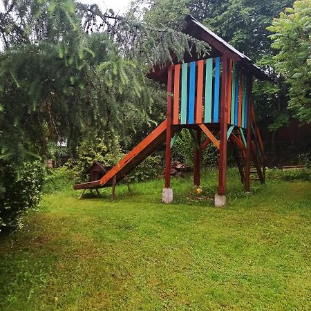 Guest House Grunyk Yaremche Exterior photo